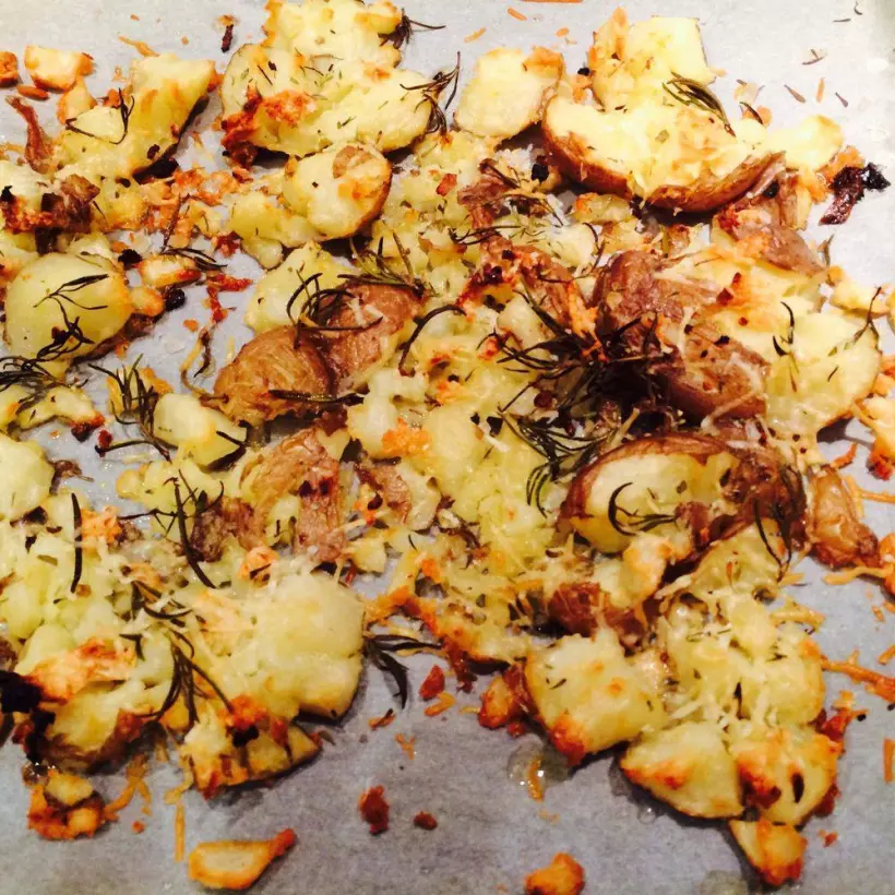 Готовим Вегетарианские Давленый острый картофель по‑австралийски