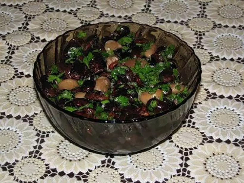 Готовим Салаты Салат из бобов с орехами