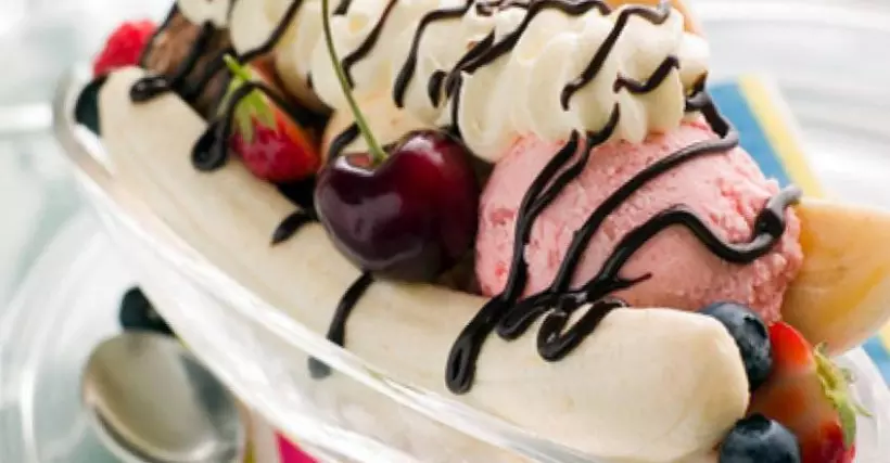 Готовим Десерты Банановый десерт с мороженым
