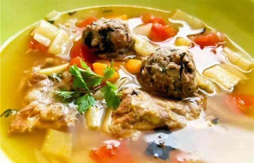 Готовим Супы Суп из телячьего хвоста с фрикадельками и лапшой