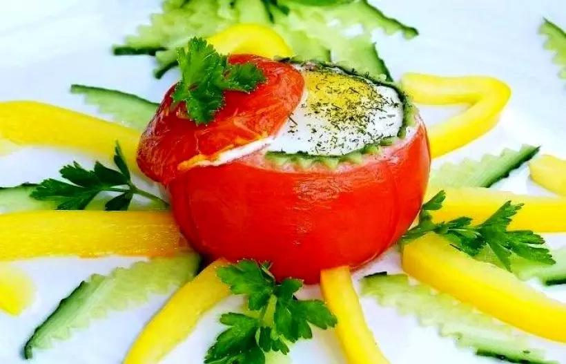 Готовим Яйца Глазунья в помидорах