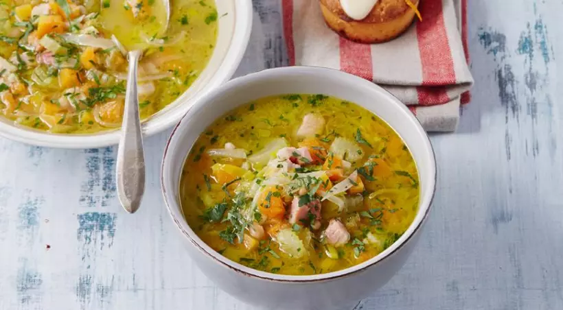 Готовим Супы Овощной суп с фасолью и грудинкой