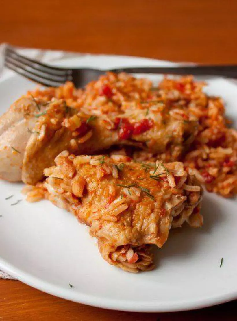 Готовим Закуски Рис с курицей в томате