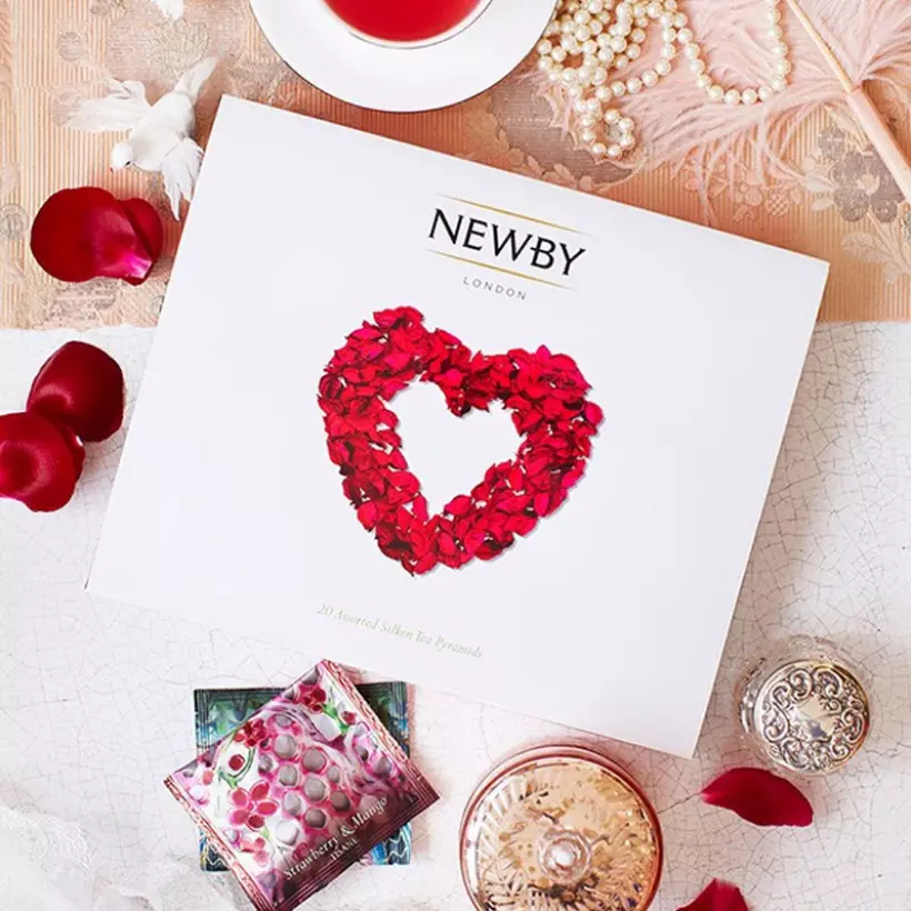 Newby From the Heart подарочный набор листового чая в пирамидках (4 вкуса)