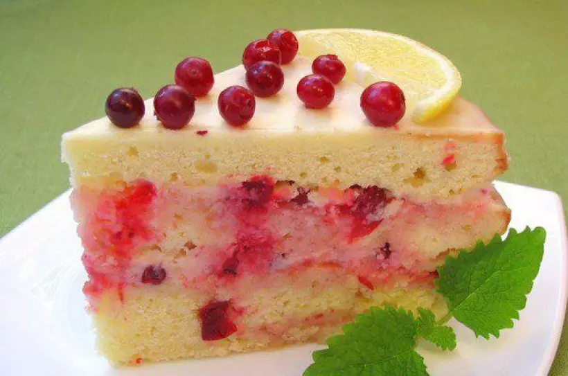 Готовим Десерты Лимонный торт с клюквой