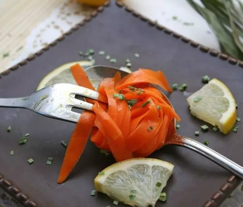 Готовим Салаты Лимонная морковь с зеленью
