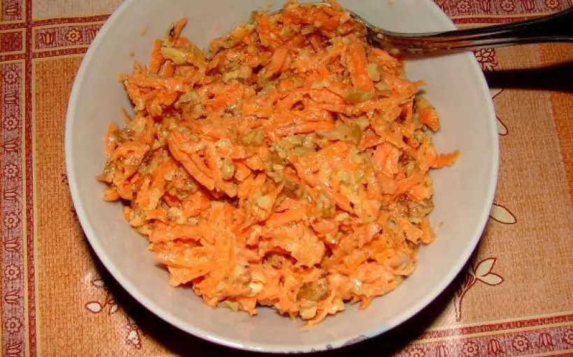 Готовим Салаты Морковный салат с сыром