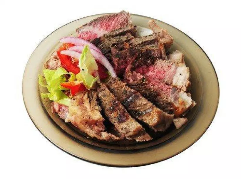 Готовим Мясо Говяжья вырезка, запеченная в прованских травах, с пармезаном
