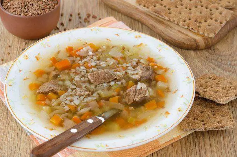 Готовим Супы Гречневый суп с говядиной