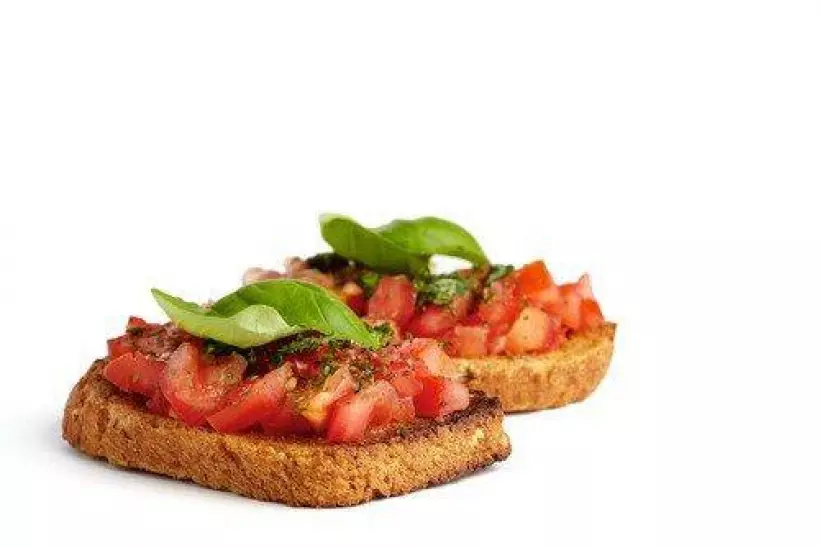 Готовим Закуски Поджаренный хлеб (bruschette) с помидорами и базиликом