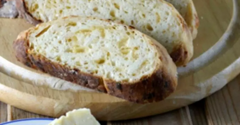 Готовим Выпечка Луковый хлеб с сыром