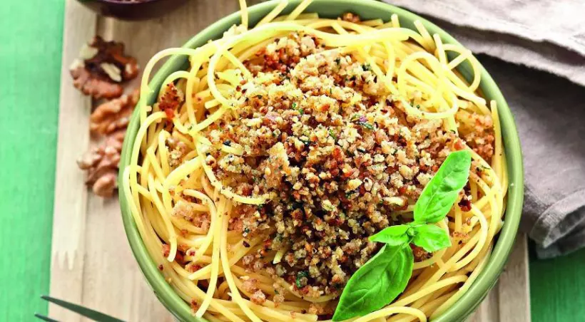 Готовим Вегетарианские Спагетти с хрустящей посыпкой