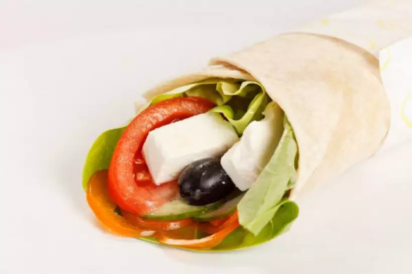 Готовим Закуски Греческий салат в лаваше