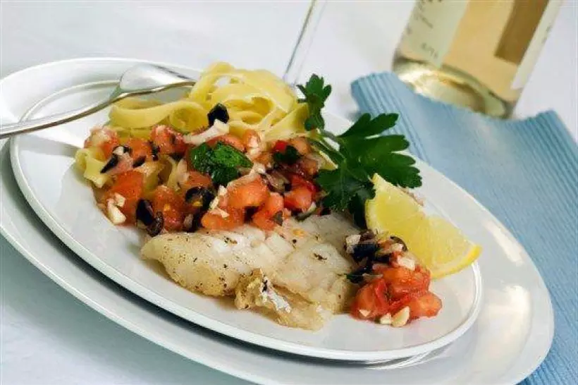 Готовим Рыба Рыбное филе, тушенное с овощами