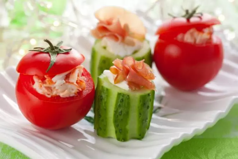 Готовим Праздники Рецепты на 8 марта: Фаршированные помидоры с креветками