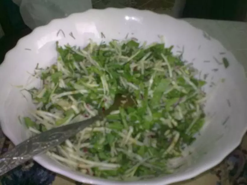 Готовим Салаты Летний зеленый салат с редисом