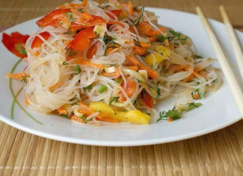 Готовим Вегетарианские Салат из фунчозы по-корейски