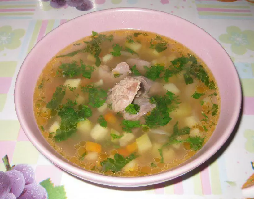 Готовим Супы Суп на свином бульоне