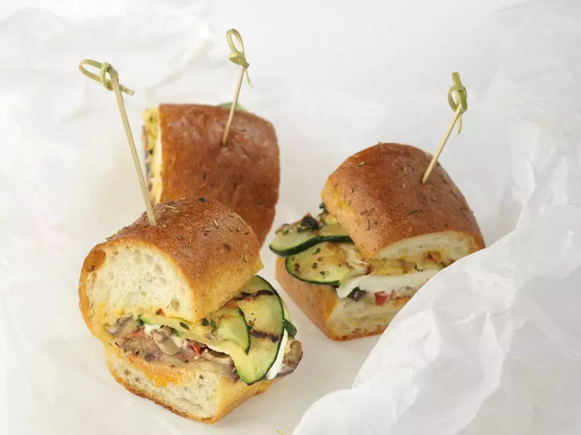 Готовим Закуски Средиземноморский сэндвич