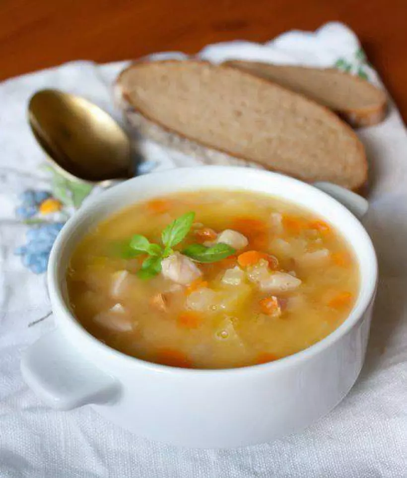 Готовим Супы Гороховый суп с ветчиной