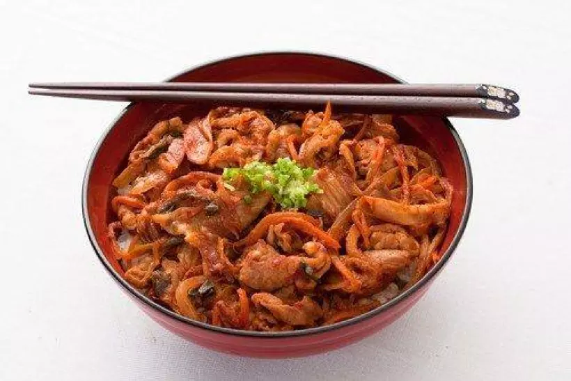 Готовим Мясо Говядина с луком-пореем в ароматном соусе по‑монгольски
