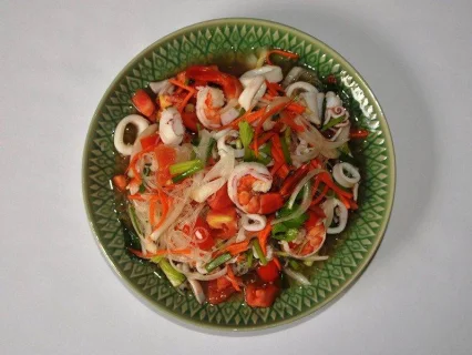 Как приготовить Тайский салат из морепродуктов